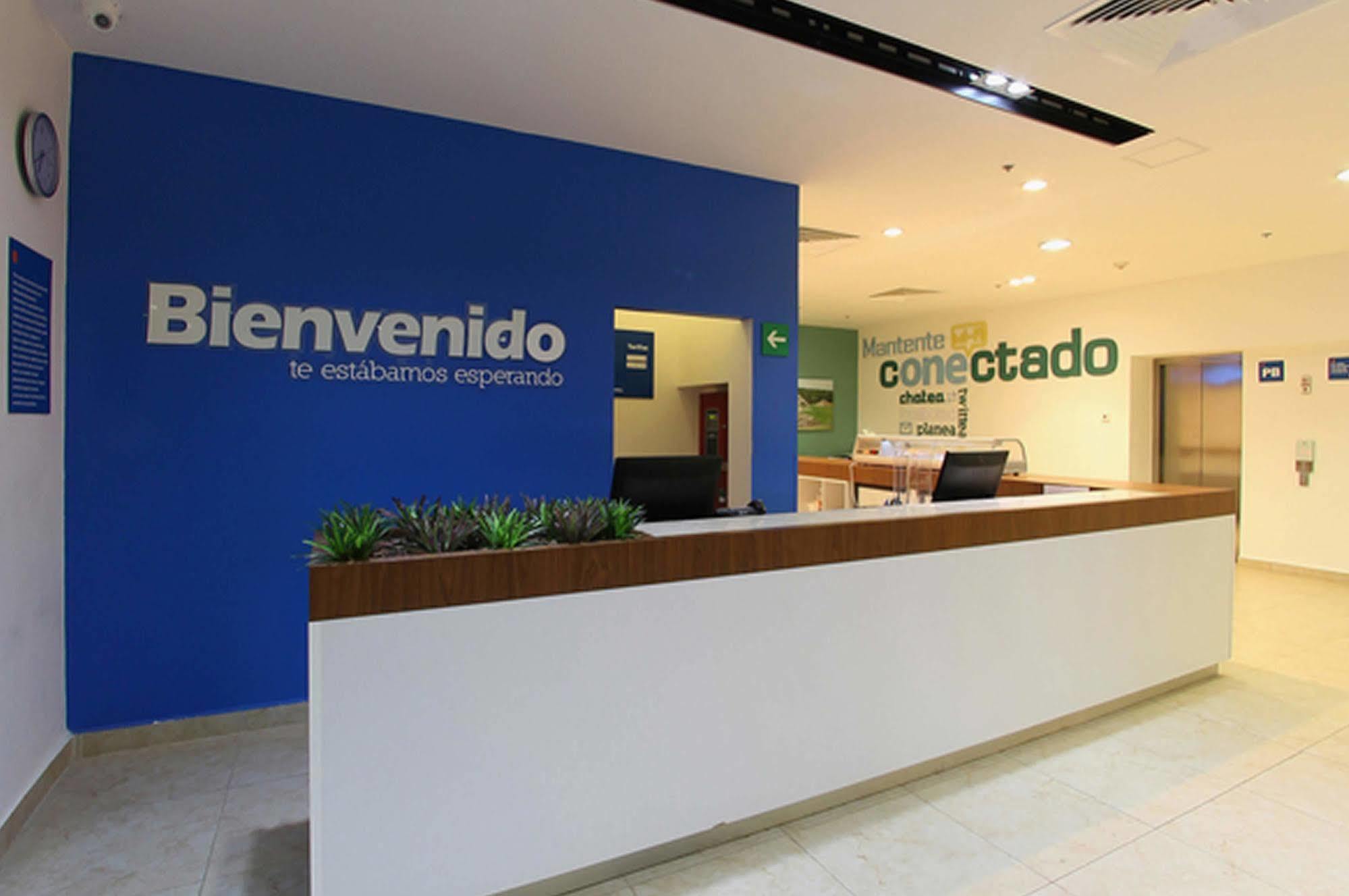 One Silao Hotel Exterior photo